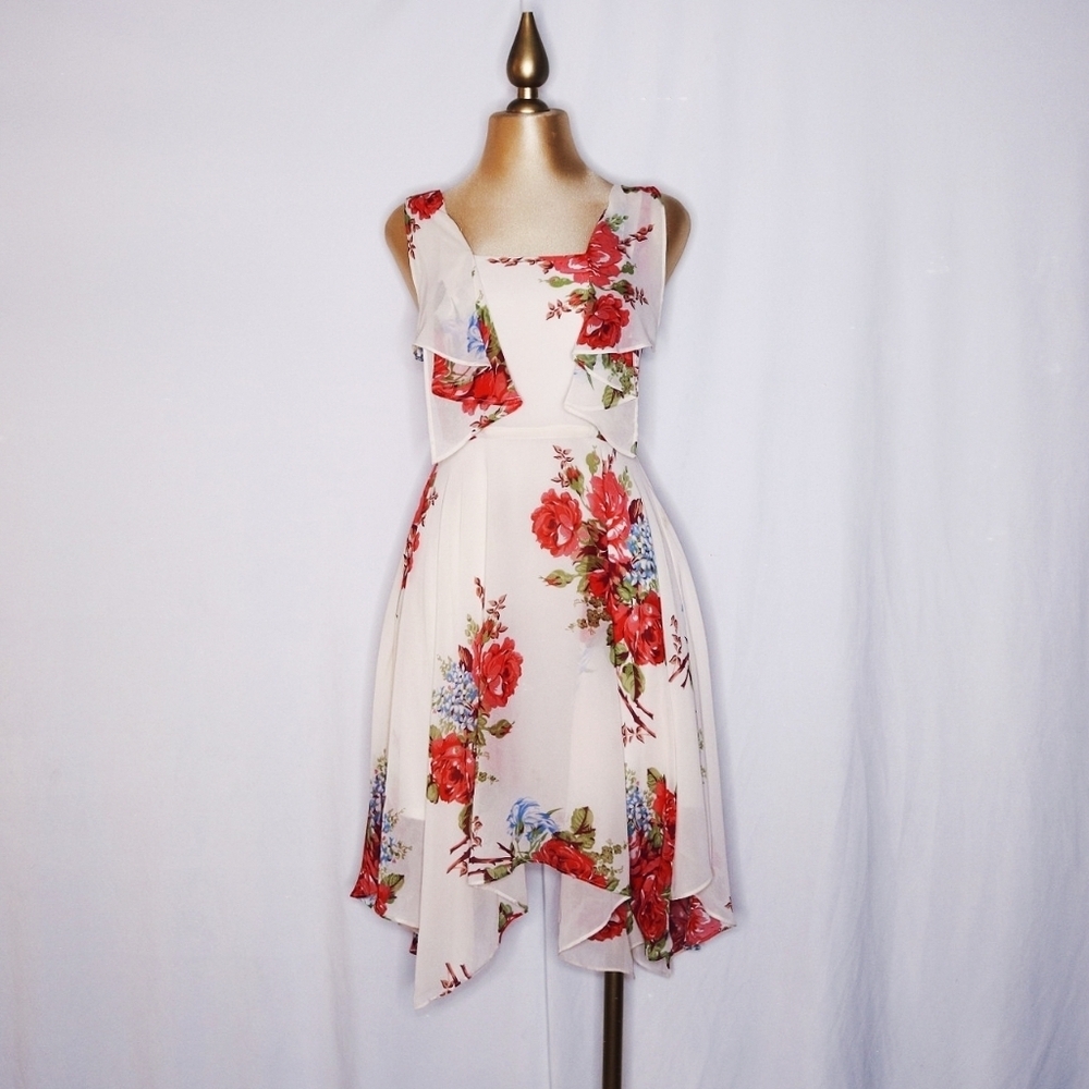 Betsey Johnson Rose Floral Print Ivory Handkerchief Tea Dress Sz 2